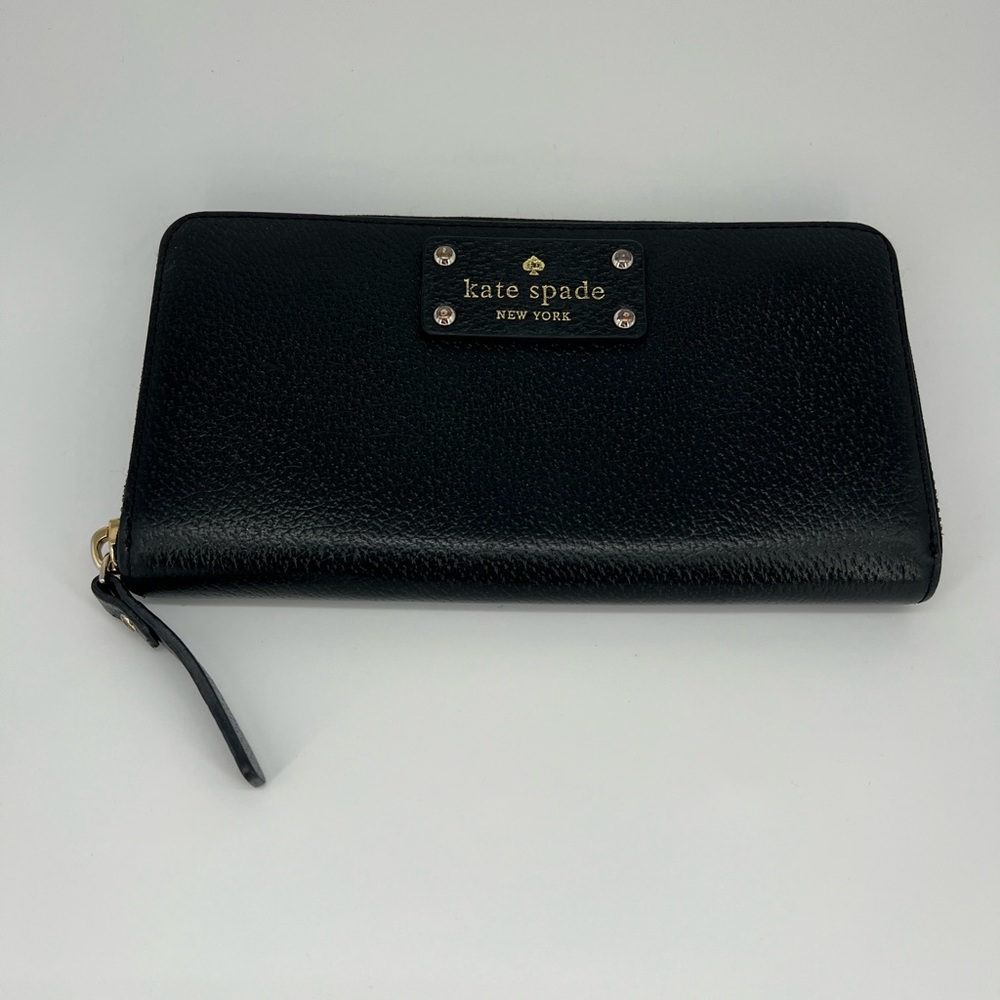 Kate Spade New York Black Leather Zip Around Wallet
